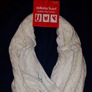 Lot of 2 Womens Scarves